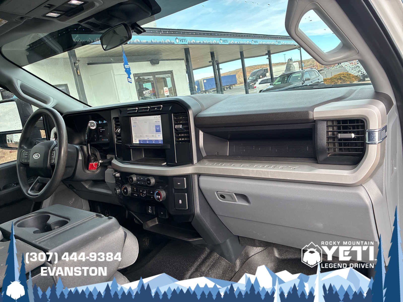 Used 2023 Ford F250 XL w/ Snow Plow Prep Package AWD/4WD image 21