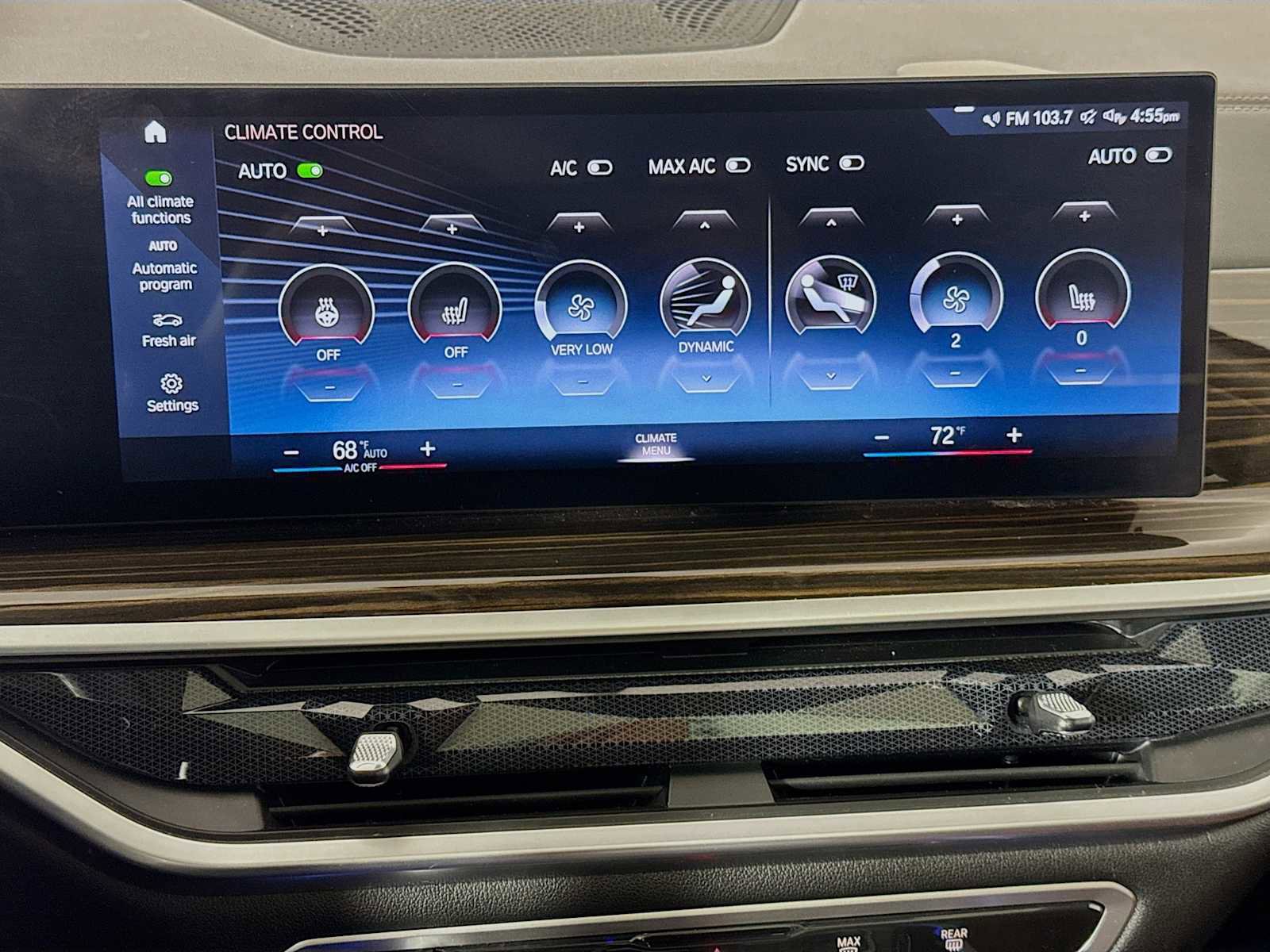 Used 2023 BMW X7 xDrive40i image 17