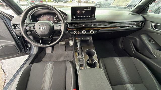 Used 2025 Honda Civic Sport image 17