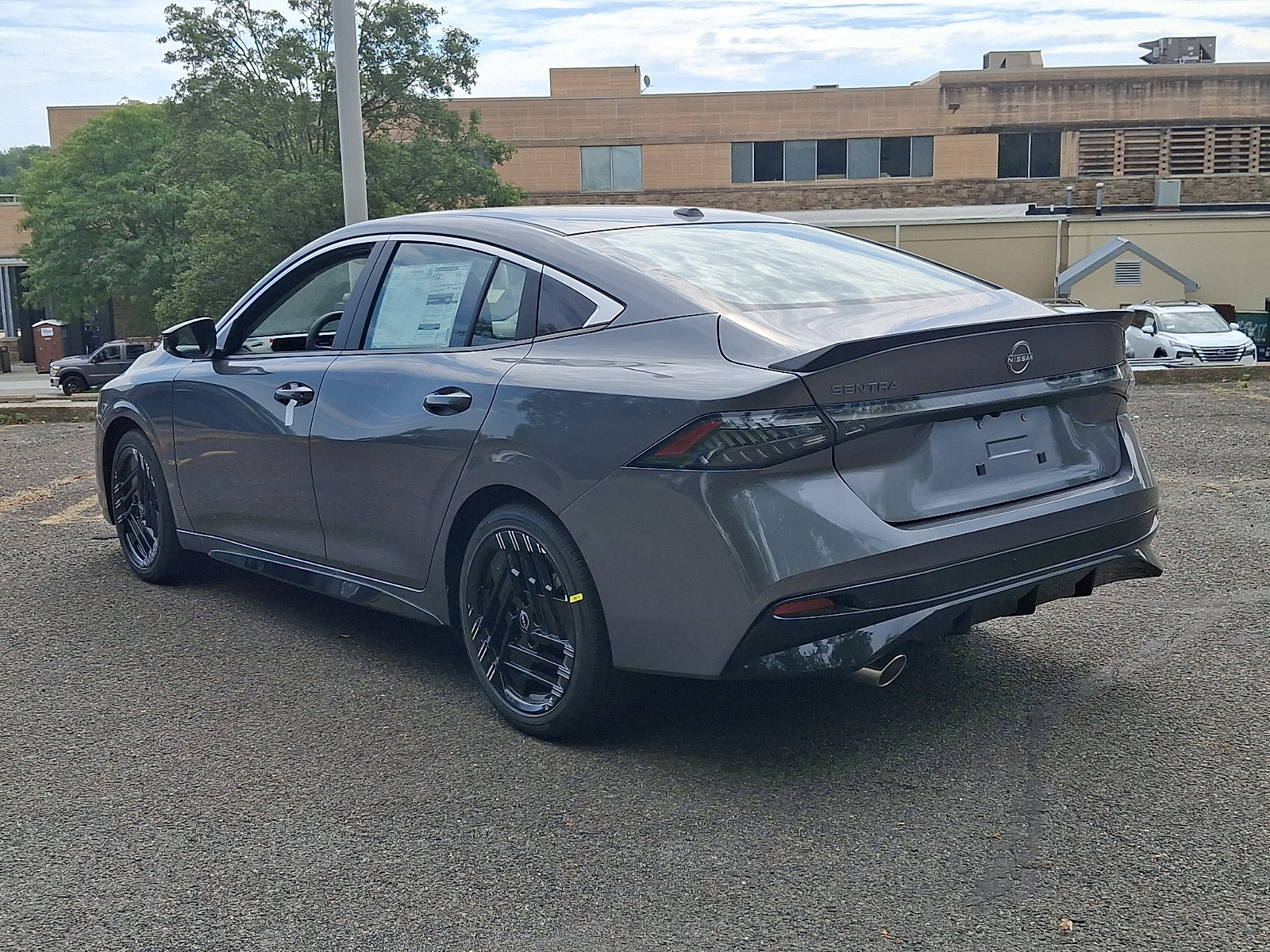 New 2027 Nissan Sentra SR w/ SR All Weather Package FWD image 4