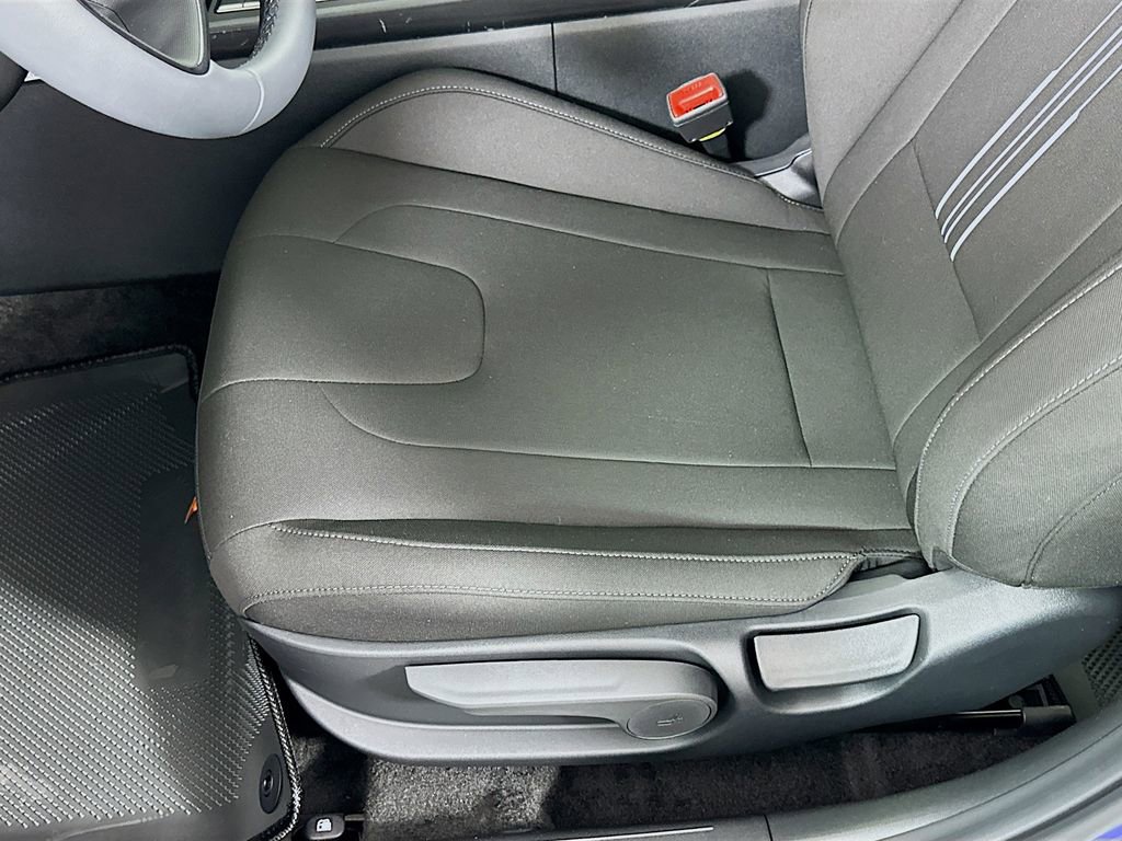 New 2026 Hyundai Elantra SEL Sport image 19
