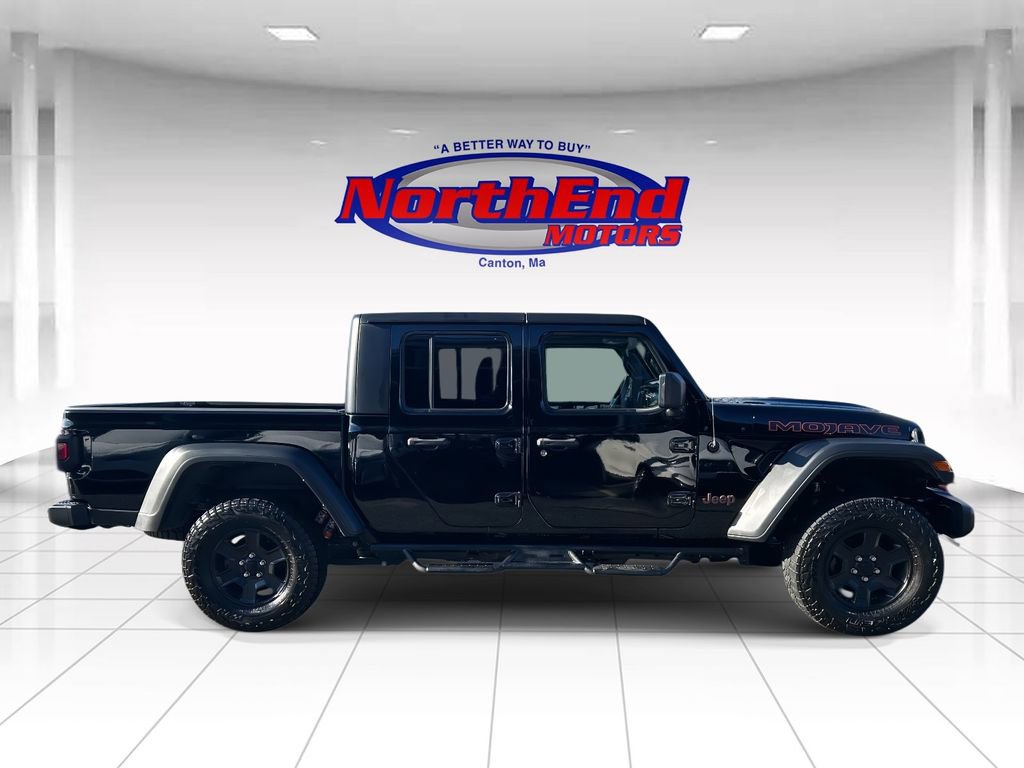 Used 2022 Jeep Gladiator Mojave image 2