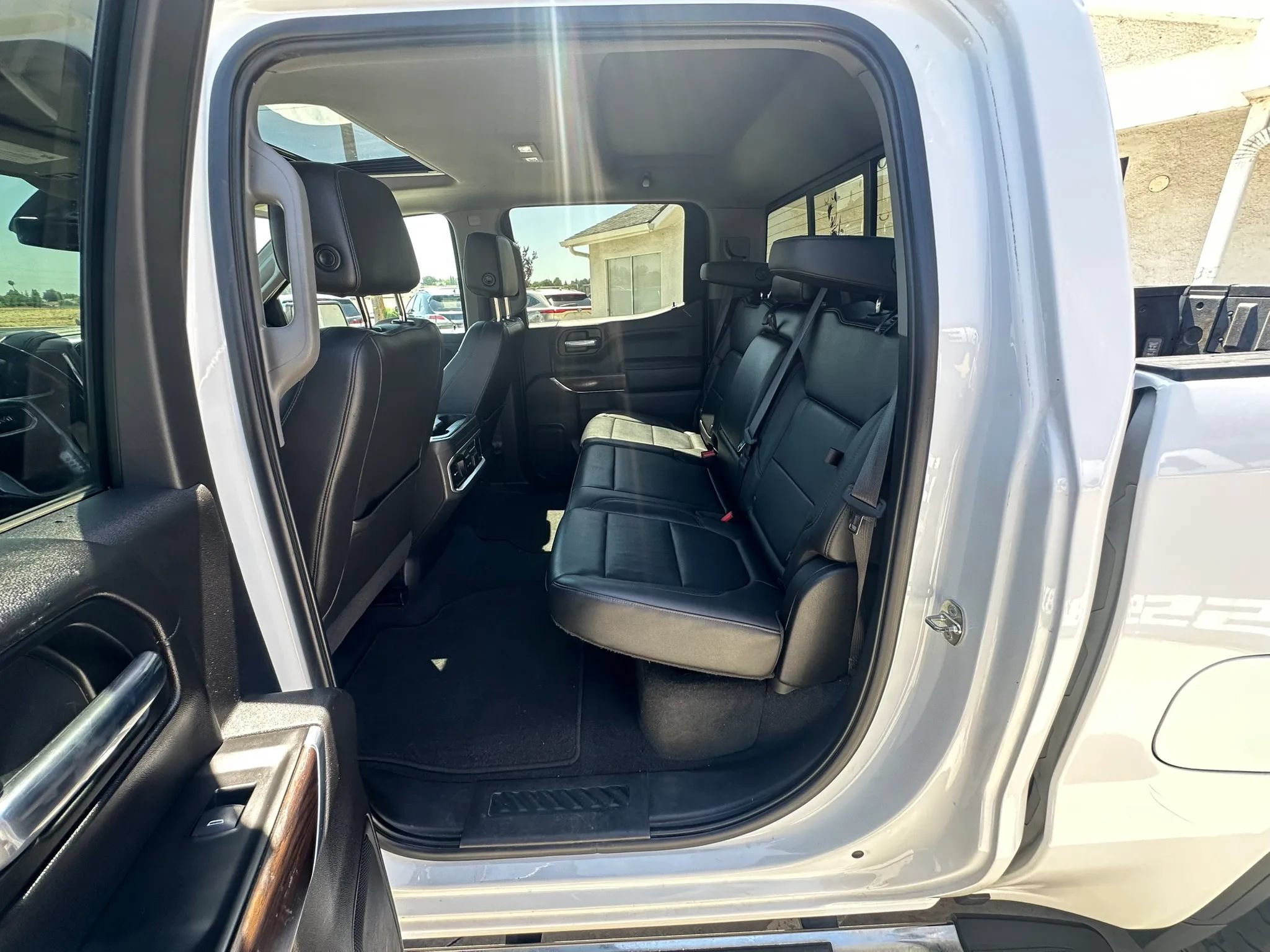 Used 2020 GMC Sierra 1500 SLT w/ SLT Premium Plus Package AWD/4WD image 13