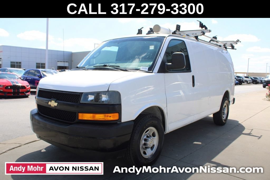 Used 2021 Chevrolet Express 2500 w/ Driver Convenience Package RWD image 3