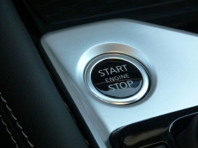 New 2025 Nissan Altima 2.5 SL AWD/4WD image 16