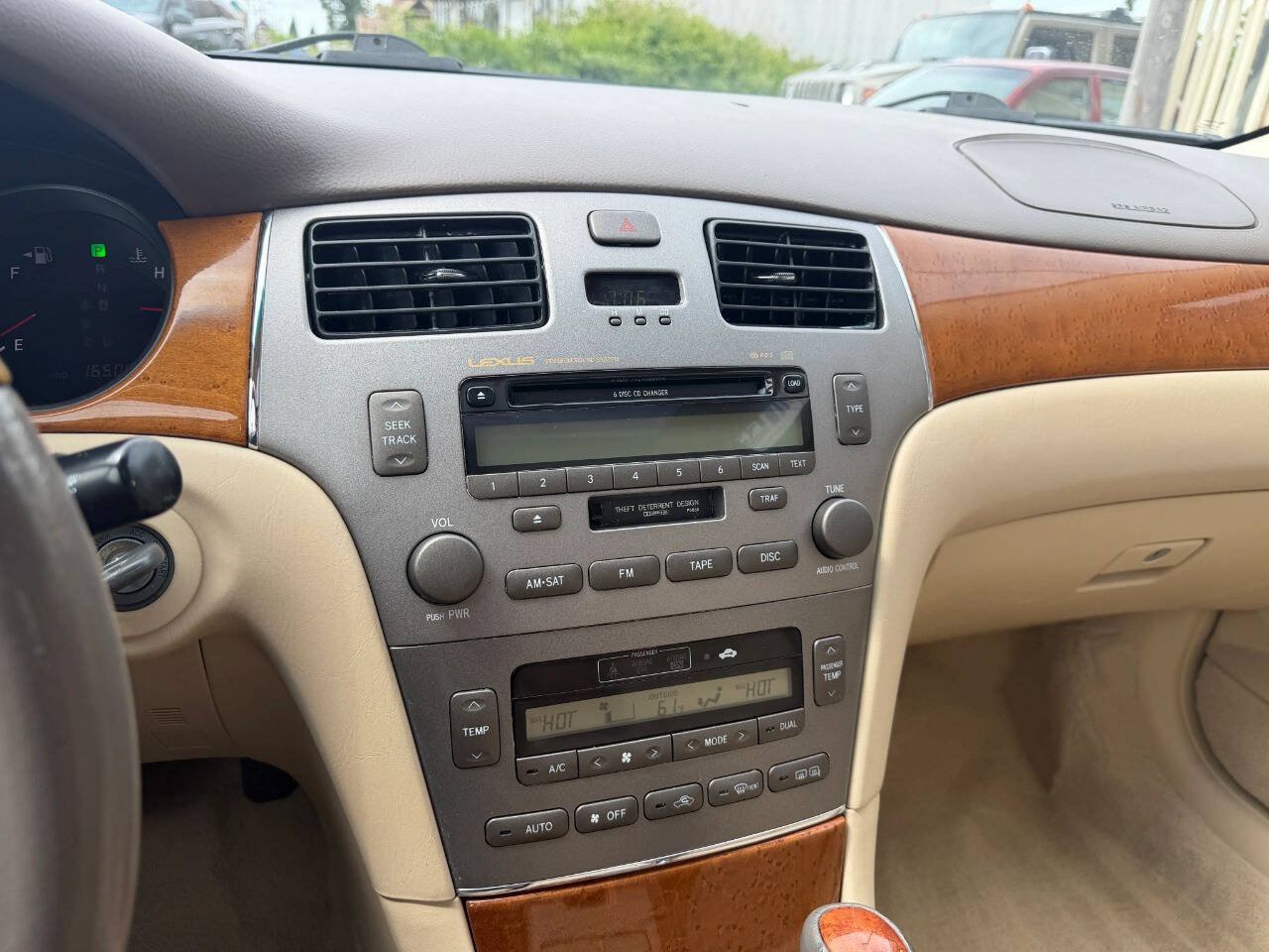 Used 2005 Lexus ES 330 w/ Preferred Accessory Pkg FWD image 13
