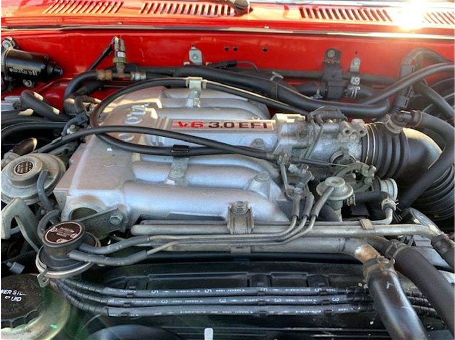 Used 1990 Toyota Pickup Deluxe image 8