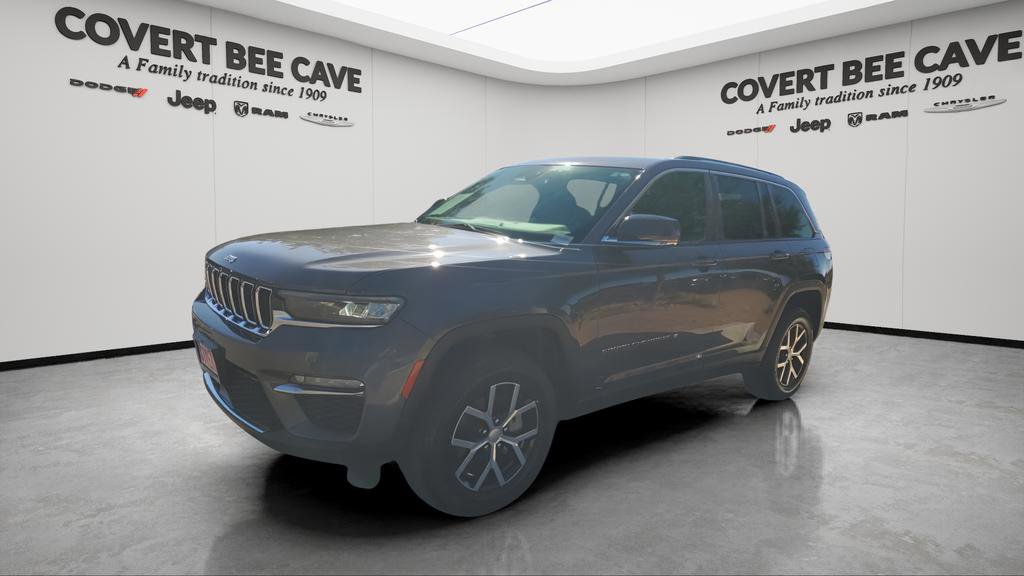 Used 2024 Jeep Grand Cherokee Limited image 3