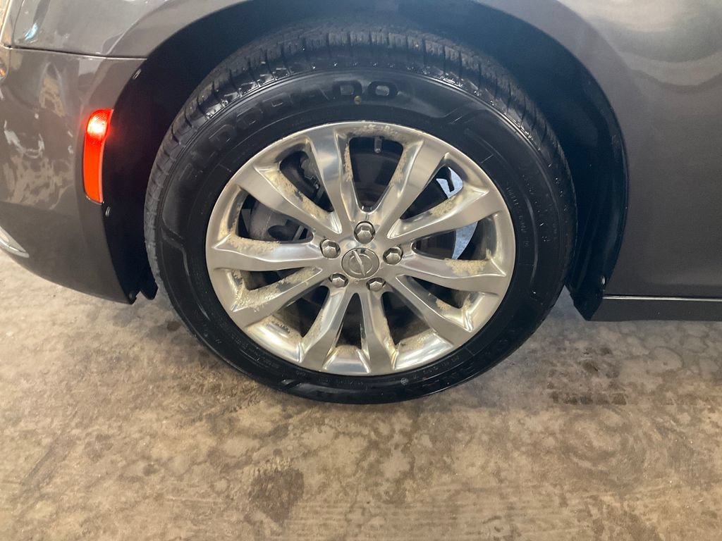 Used 2017 Chrysler 300 Limited w/ Driver Convenience Group AWD/4WD image 11