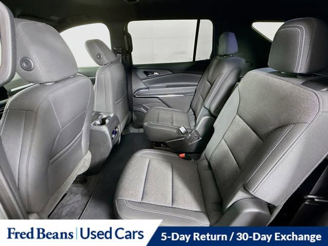 Used 2025 Chevrolet Traverse LT image 26