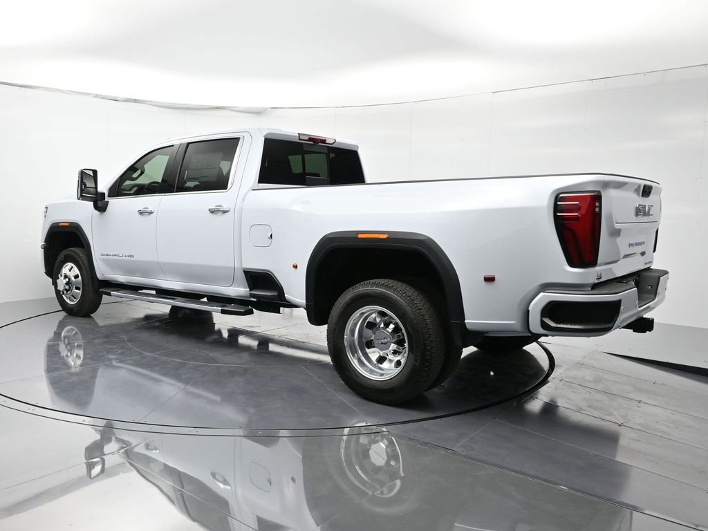 New 2026 GMC Sierra 3500 Denali w/ Technology Package image 8