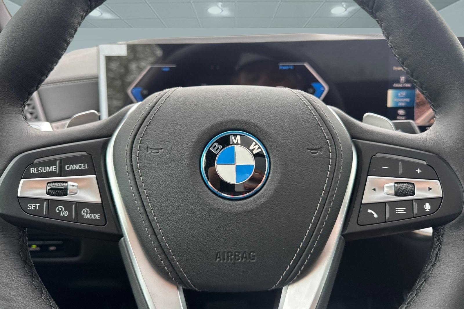 New 2026 BMW X5 xDrive50e AWD/4WD image 16