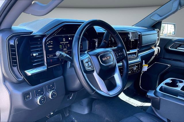 Used 2023 GMC Sierra 1500 SLE image 18