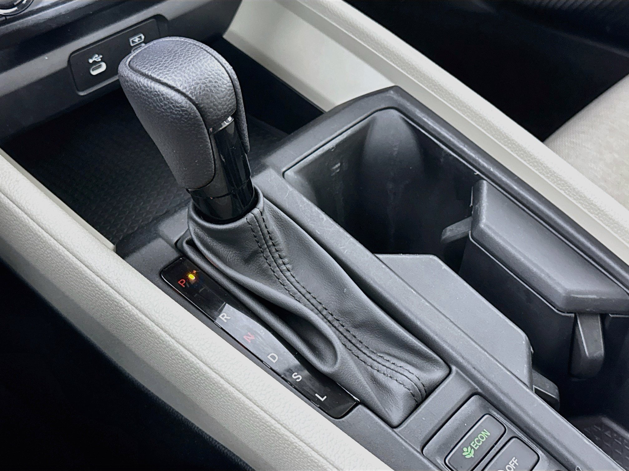 Certified 2024 Honda Accord EX image 16