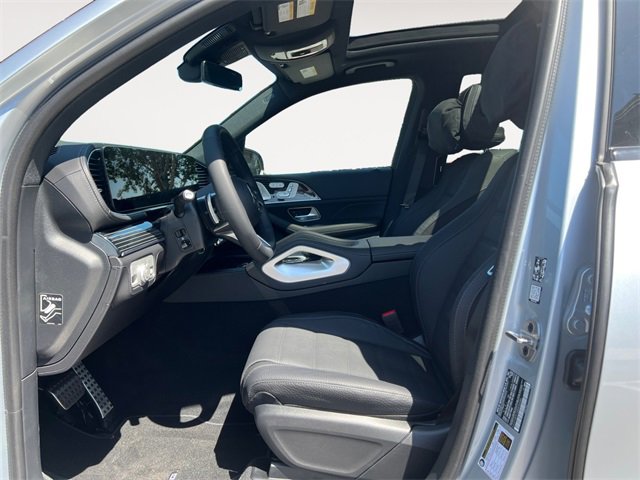 New 2025 Mercedes-Benz GLS 580 4MATIC image 9