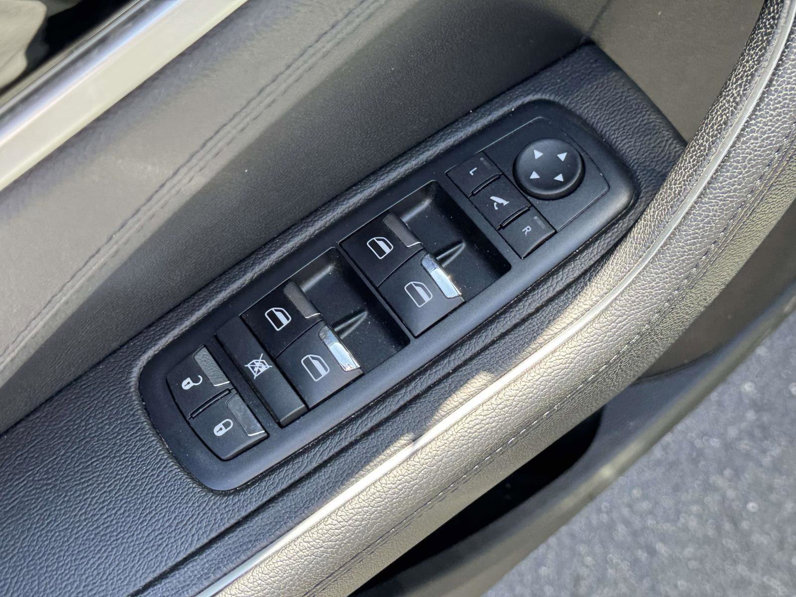 Used 2018 Maserati Levante S AWD/4WD image 15