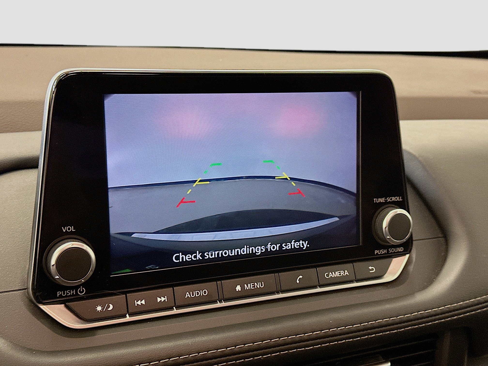 Used 2023 Nissan Rogue SV image 22