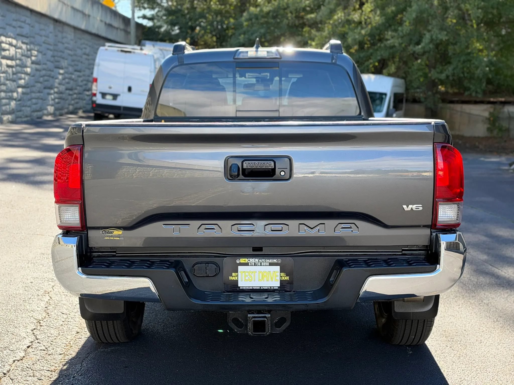 Used 2019 Toyota Tacoma TRD Off-Road AWD/4WD image 8