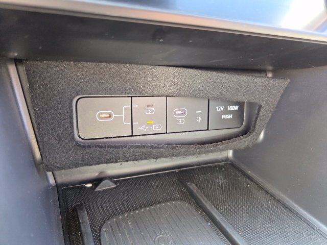 Used 2024 Hyundai Sonata SEL w/ Convenience Package FWD image 24