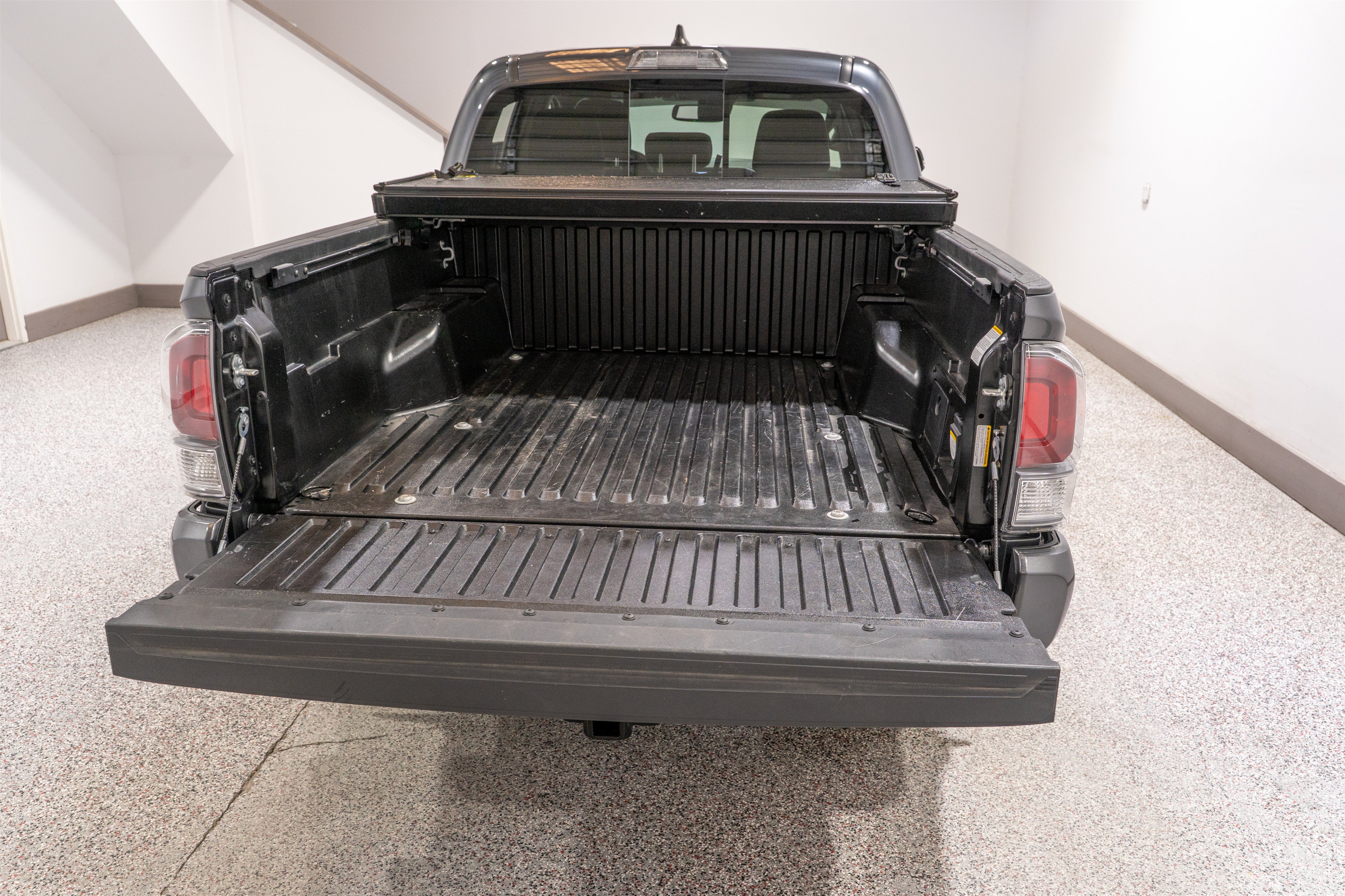 Used 2023 Toyota Tacoma TRD Sport AWD/4WD image 12