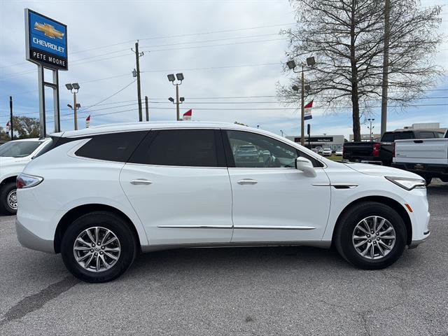 Used 2024 Buick Enclave Premium image 9