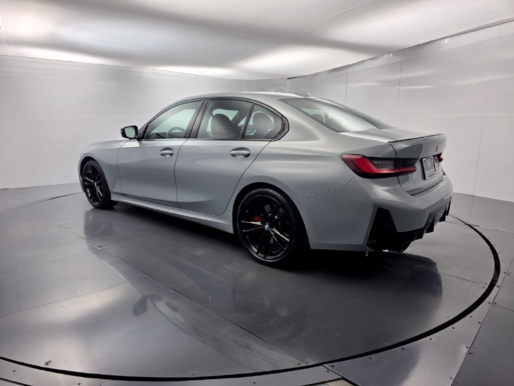 Certified 2023 BMW 330i Sedan w/ M Sport Package RWD image 4