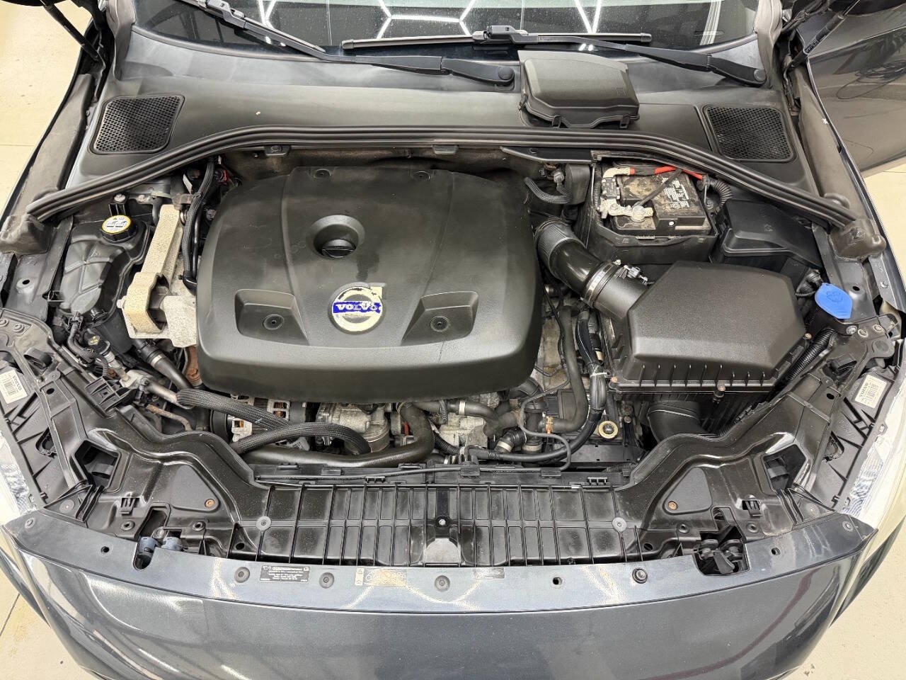 Used 2015 Volvo V60 T5 Premier FWD image 7