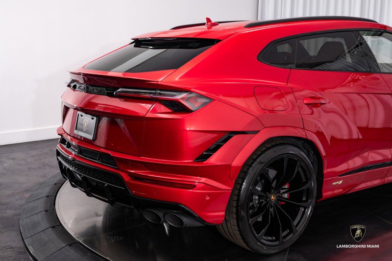 Used 2024 Lamborghini Urus S image 19