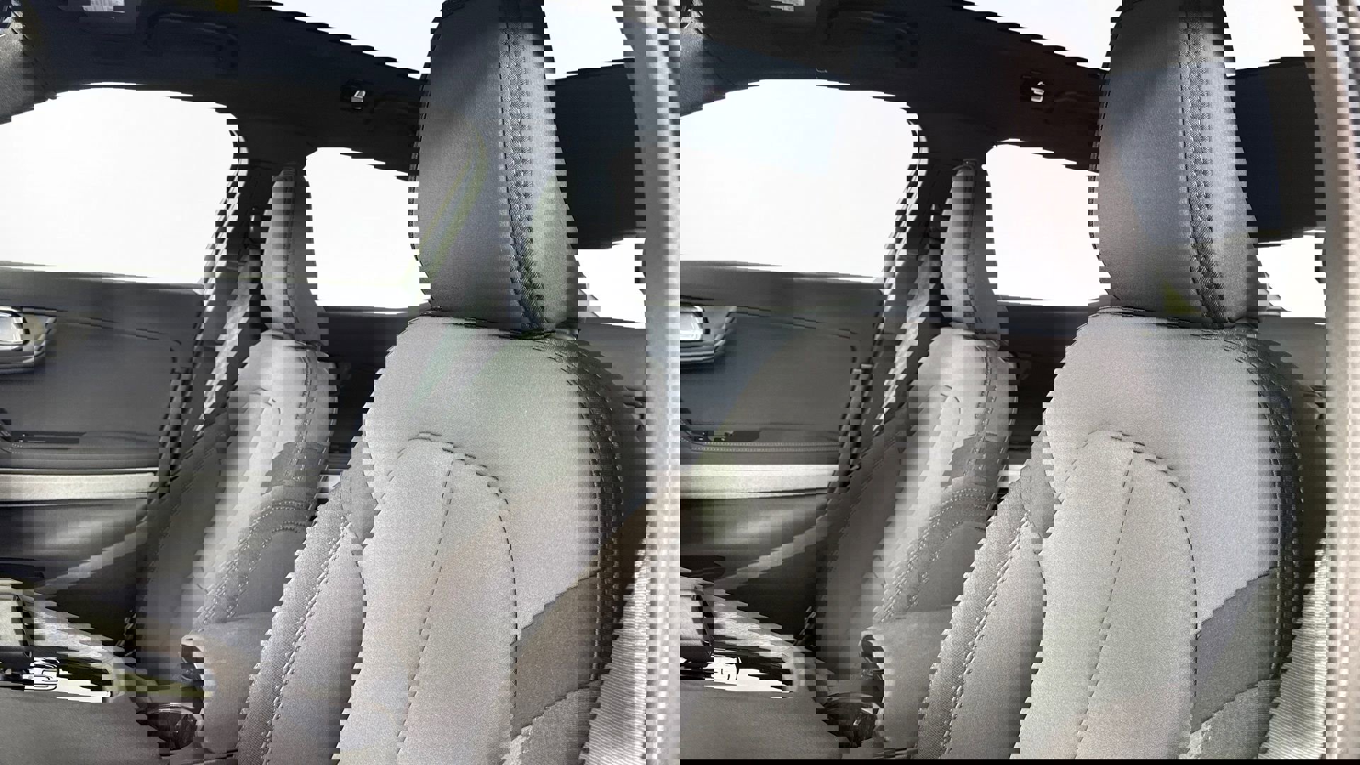 Certified 2022 Polestar Polestar 2 w/ Plus Package image 18