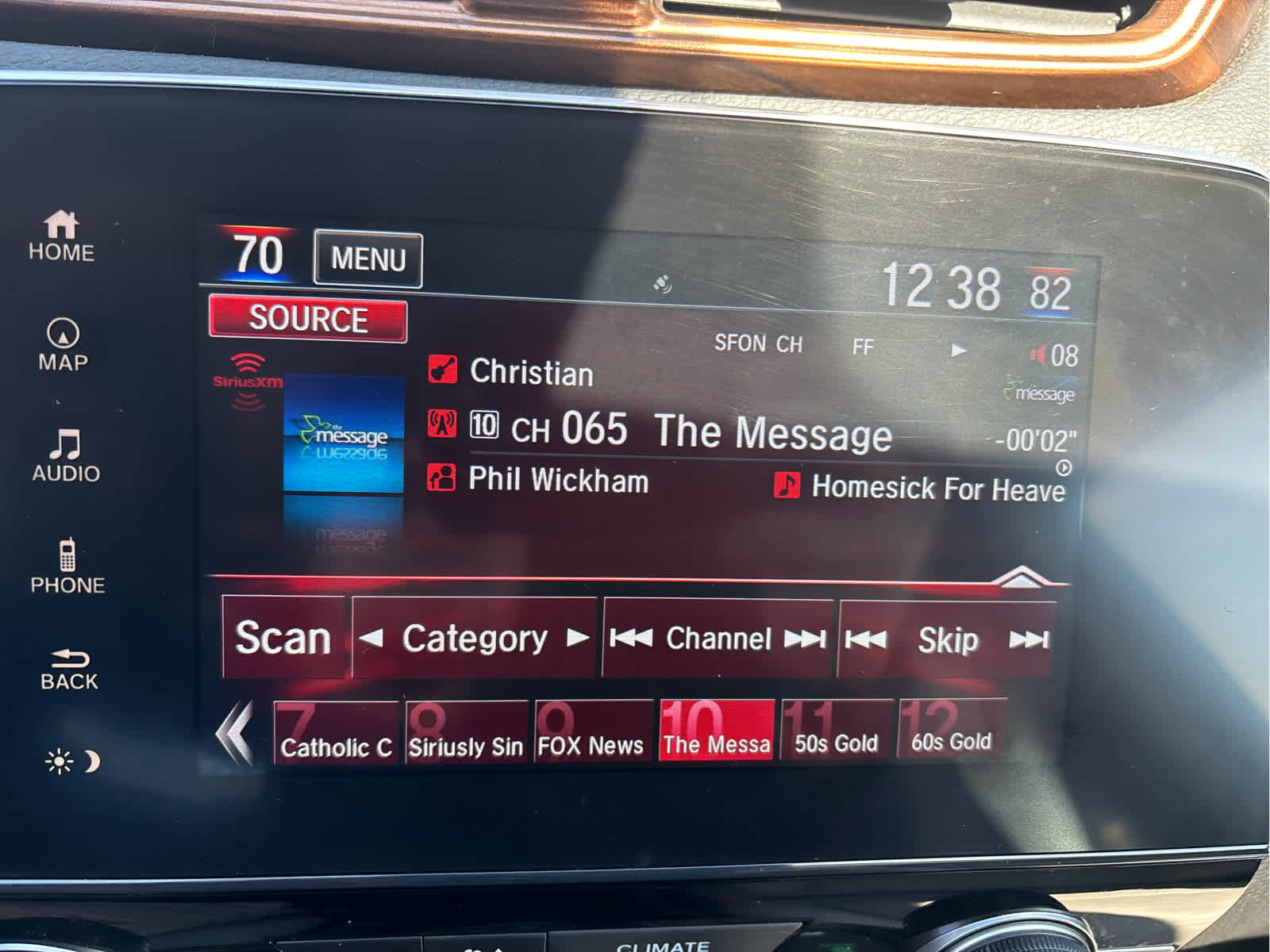 Used 2022 Honda CR-V Touring image 13