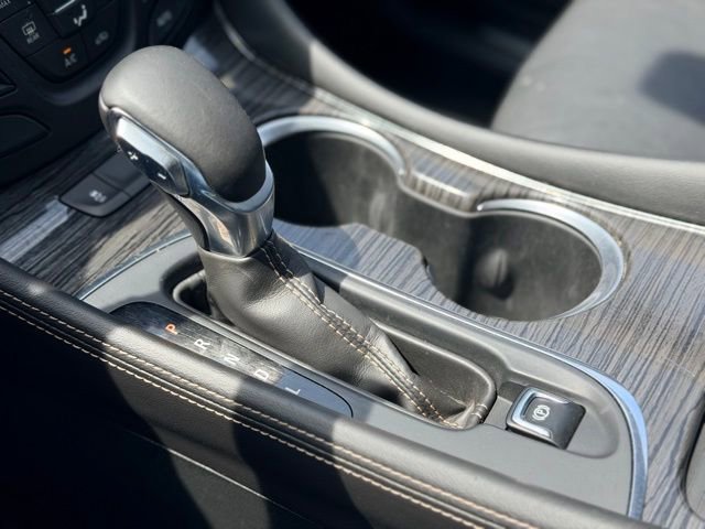 Used 2017 Buick Envision Essence FWD image 15
