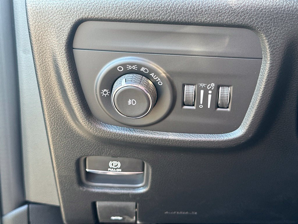 New 2027 Jeep Grand Cherokee L Limited AWD/4WD image 33