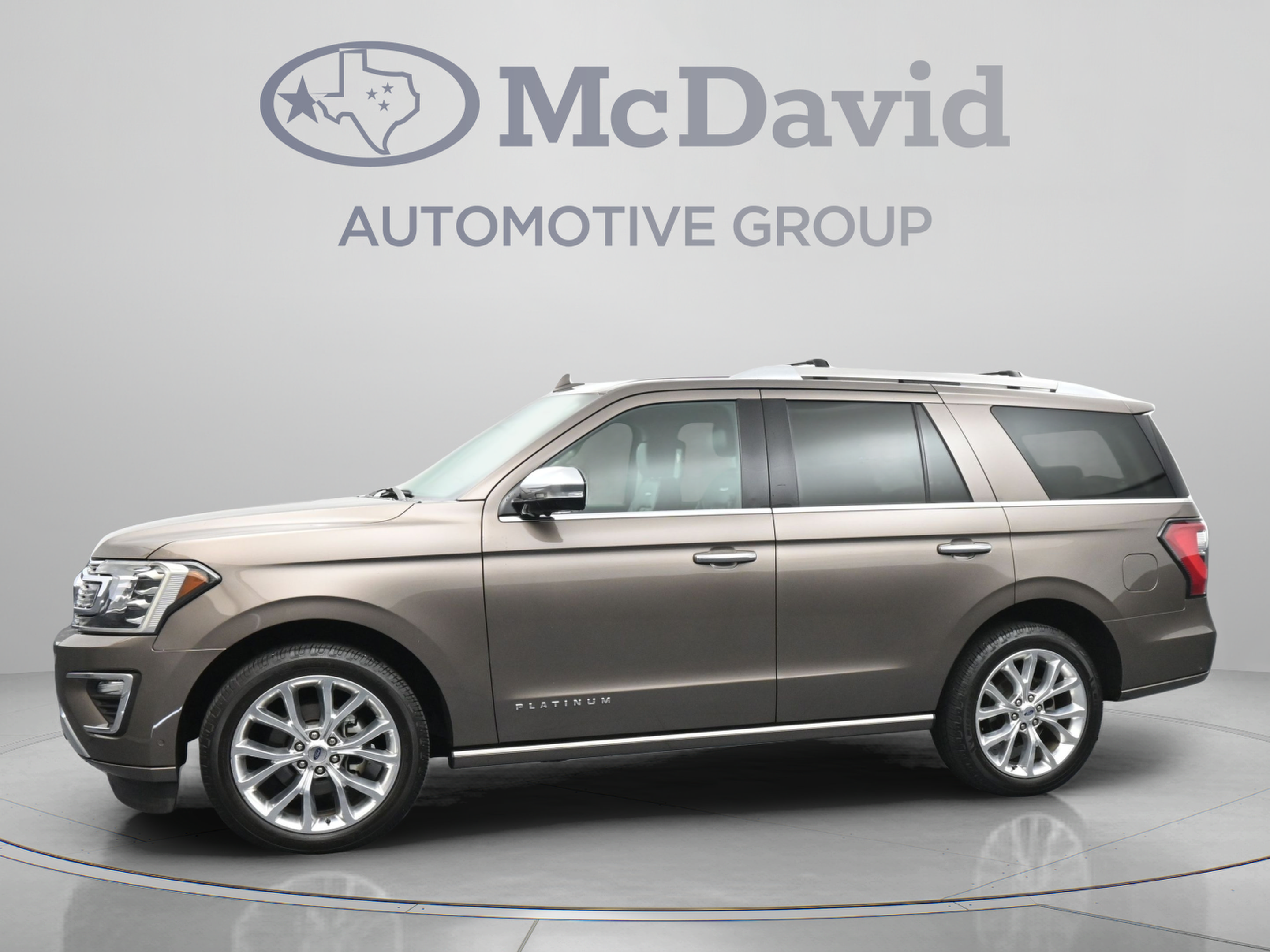 Certified 2019 Ford Expedition Platinum RWD image 5
