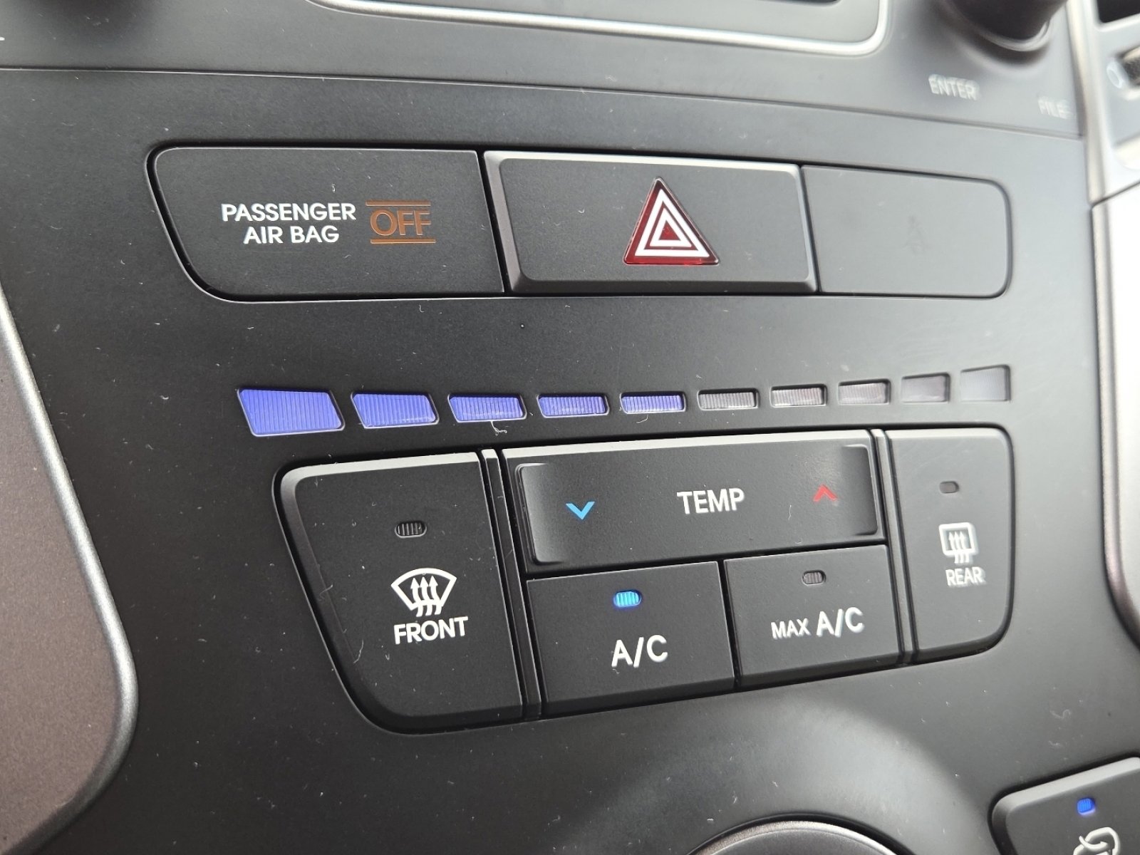 Used 2015 Hyundai Santa Fe Sport w/ Option Group 02 image 26