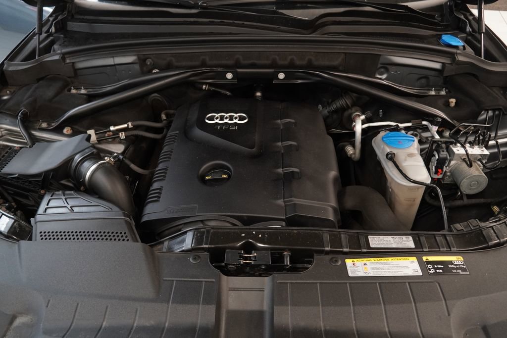 Used 2015 Audi Q5 2.0T Premium Plus w/ Technology Package image 38