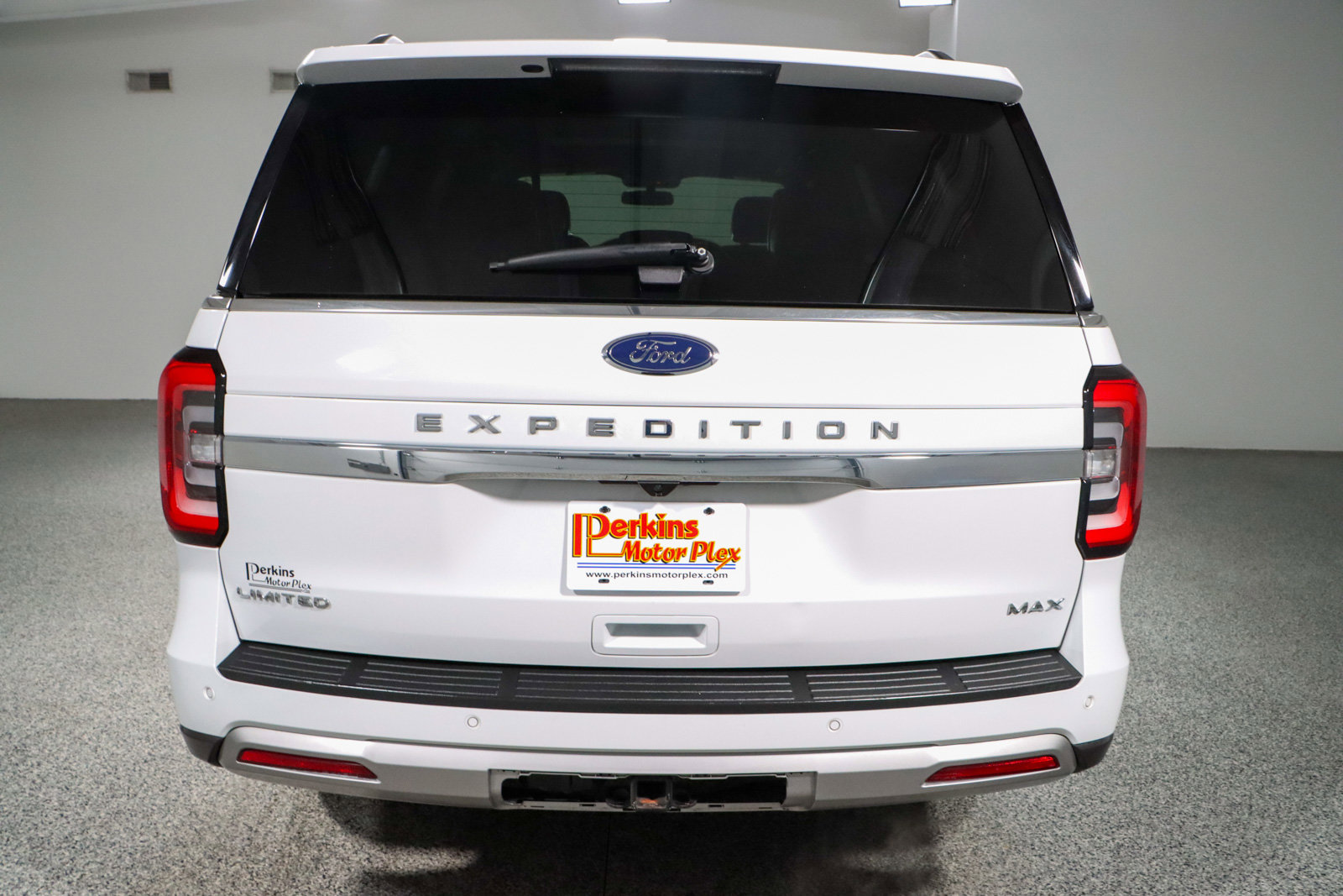 Used 2023 Ford Expedition Max Limited image 8