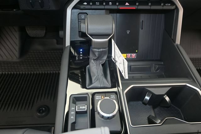 New 2026 Toyota Tundra Limited AWD/4WD image 8