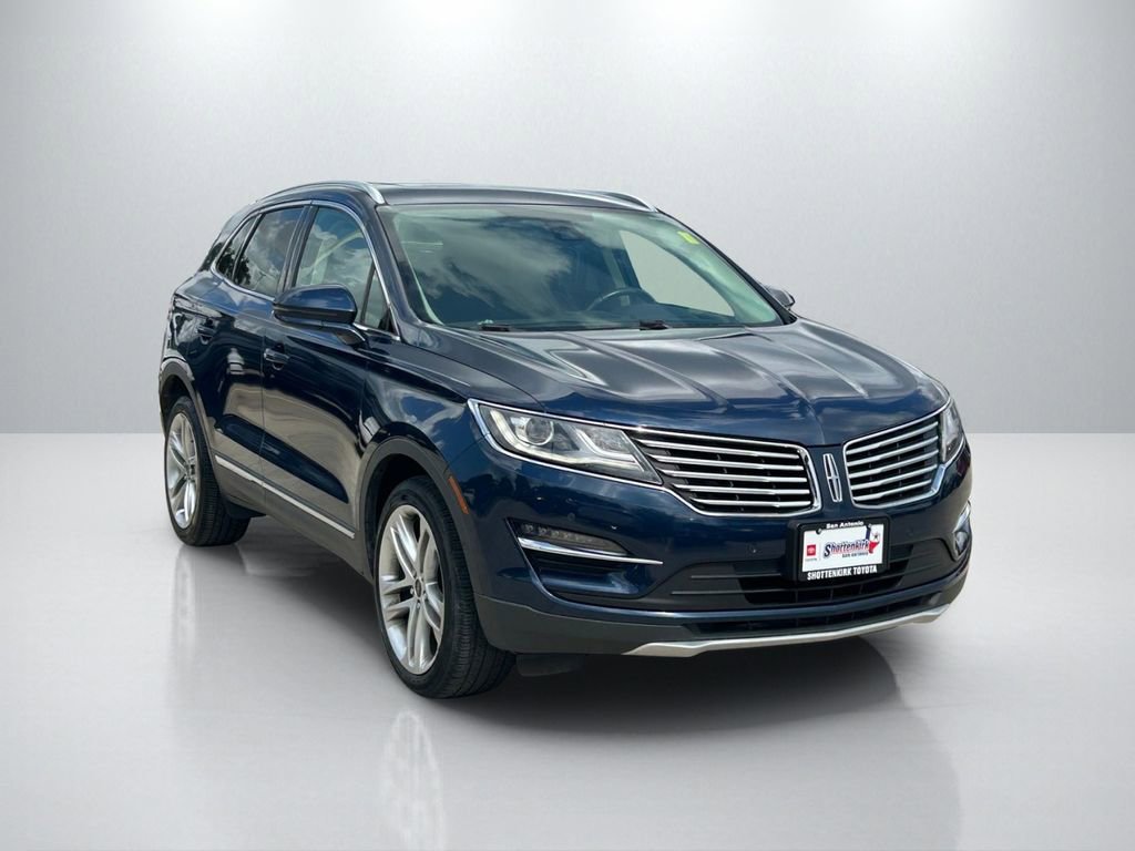 Used 2017 Lincoln MKC Reserve AWD/4WD image 3