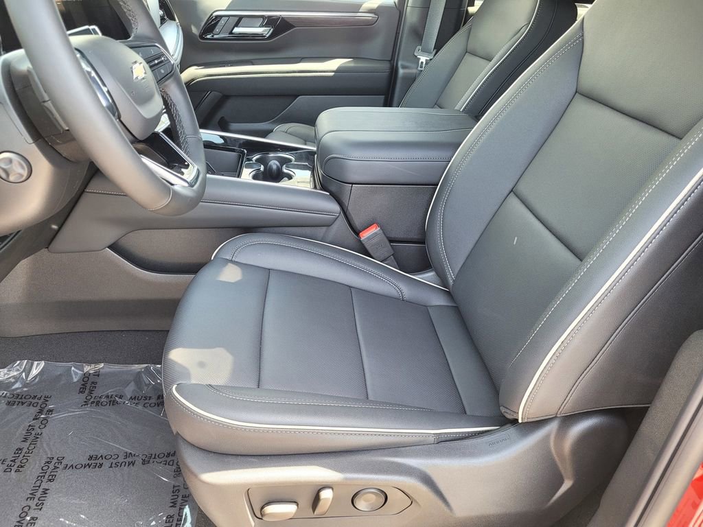 New 2025 Chevrolet Suburban Premier image 5