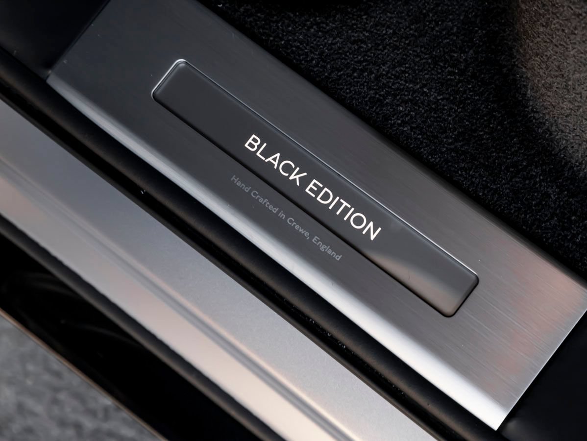 Certified 2025 Bentley Bentayga AWD/4WD image 22