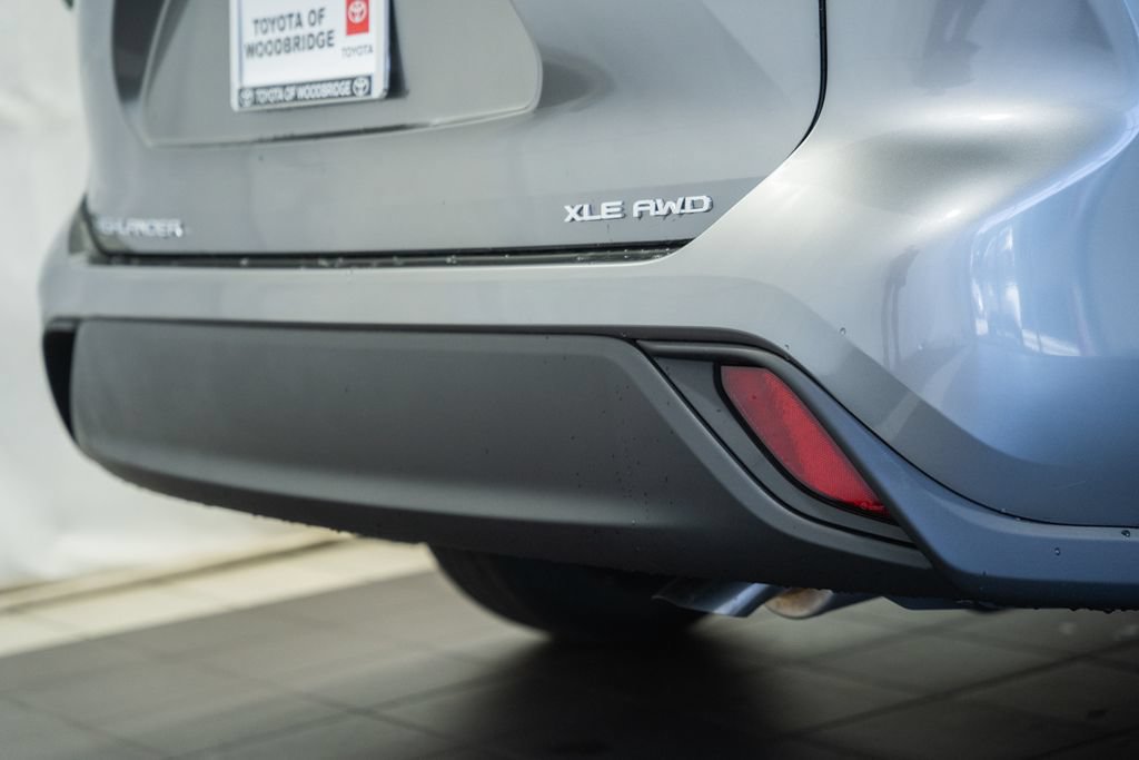 New 2026 Toyota Highlander XLE AWD/4WD image 8