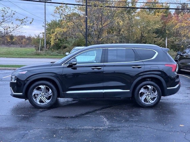 Certified 2023 Hyundai Santa Fe SEL w/ Premium Package image 7