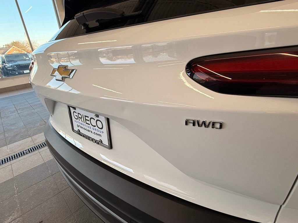 Used 2024 Chevrolet Blazer EV LT image 10