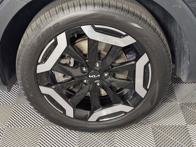 Used 2025 Kia Telluride S AWD/4WD image 8