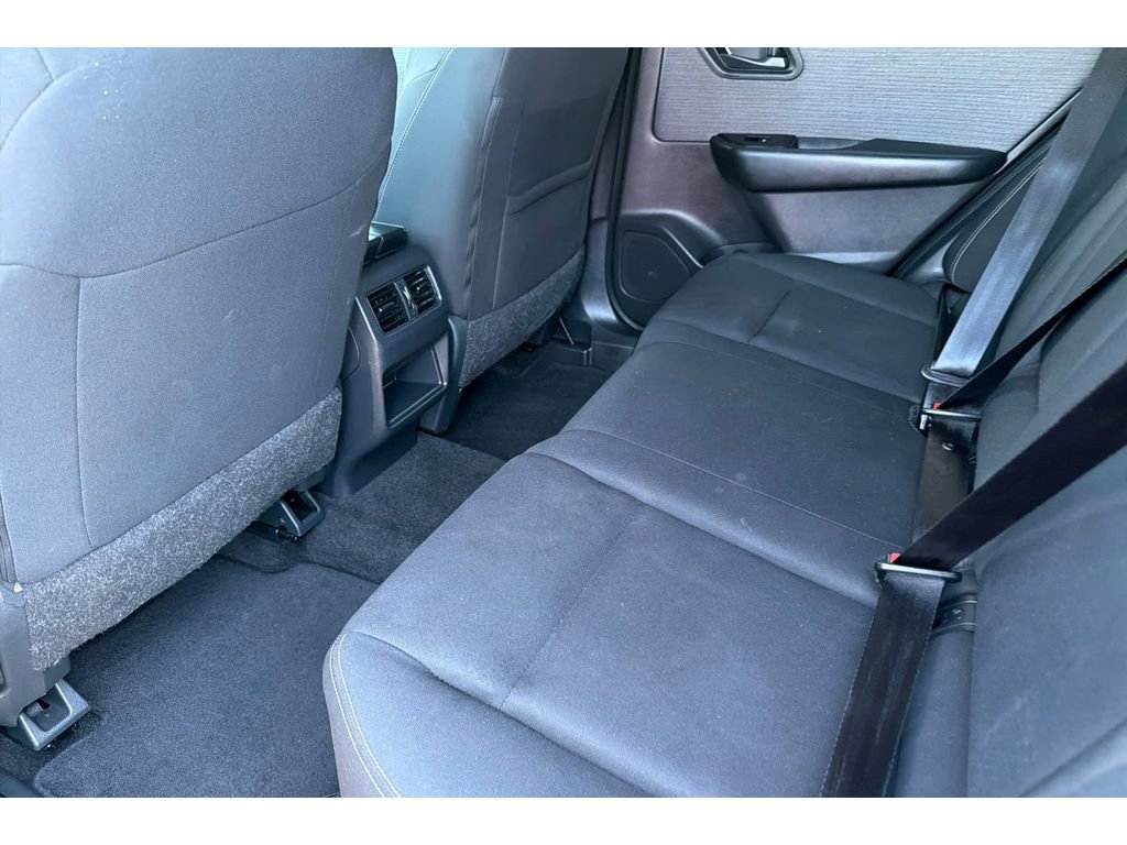 Used 2023 Nissan Rogue S image 13