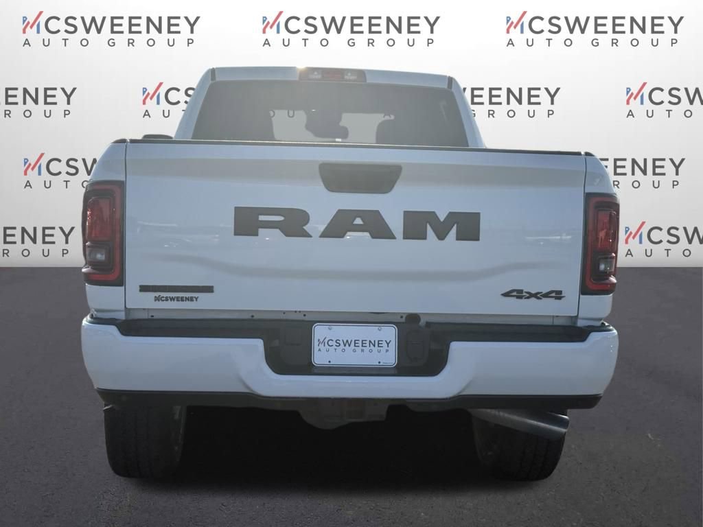 New 2026 RAM 2500 Big Horn AWD/4WD image 4
