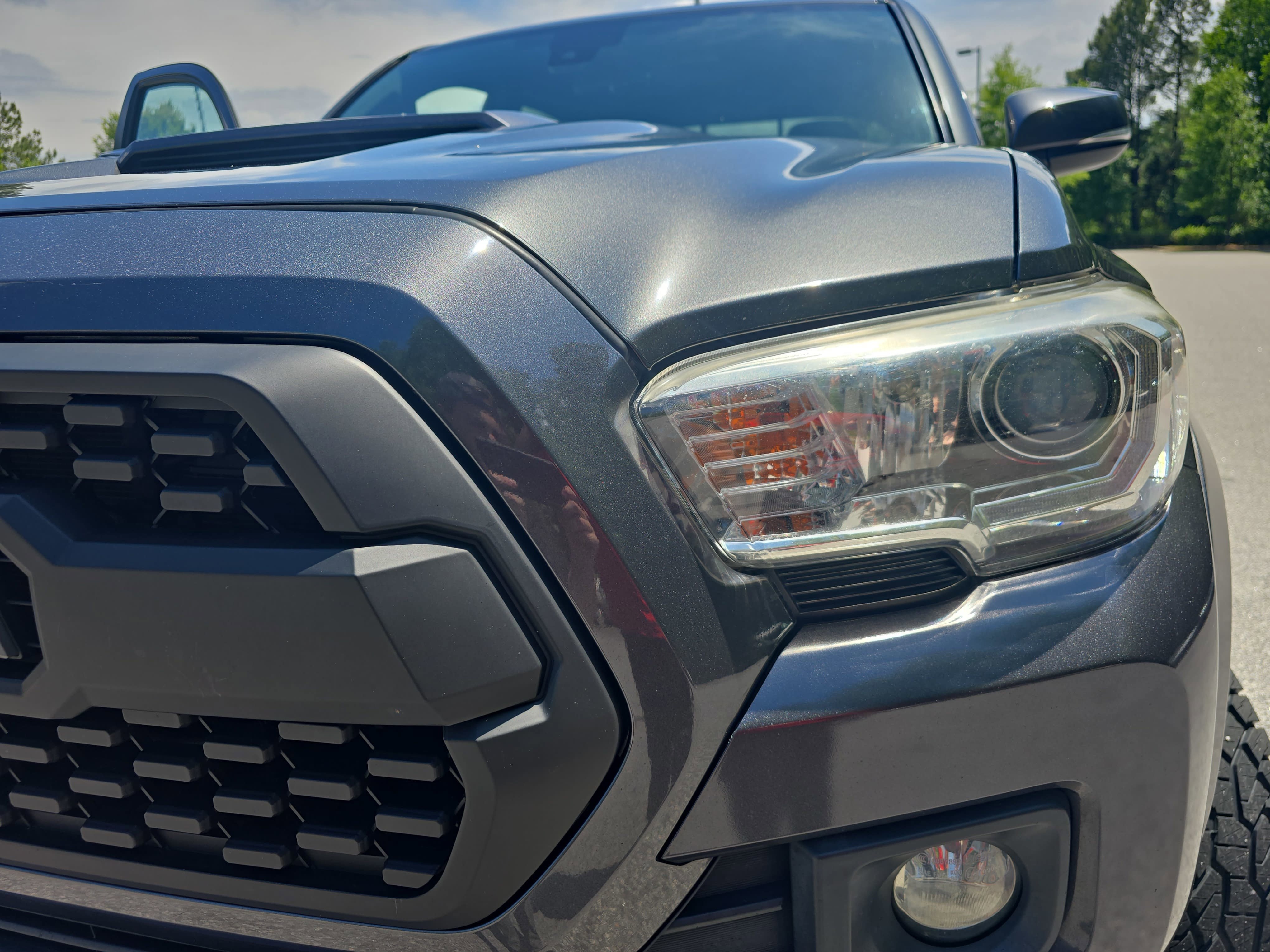 Used 2019 Toyota Tacoma TRD Sport AWD/4WD image 28