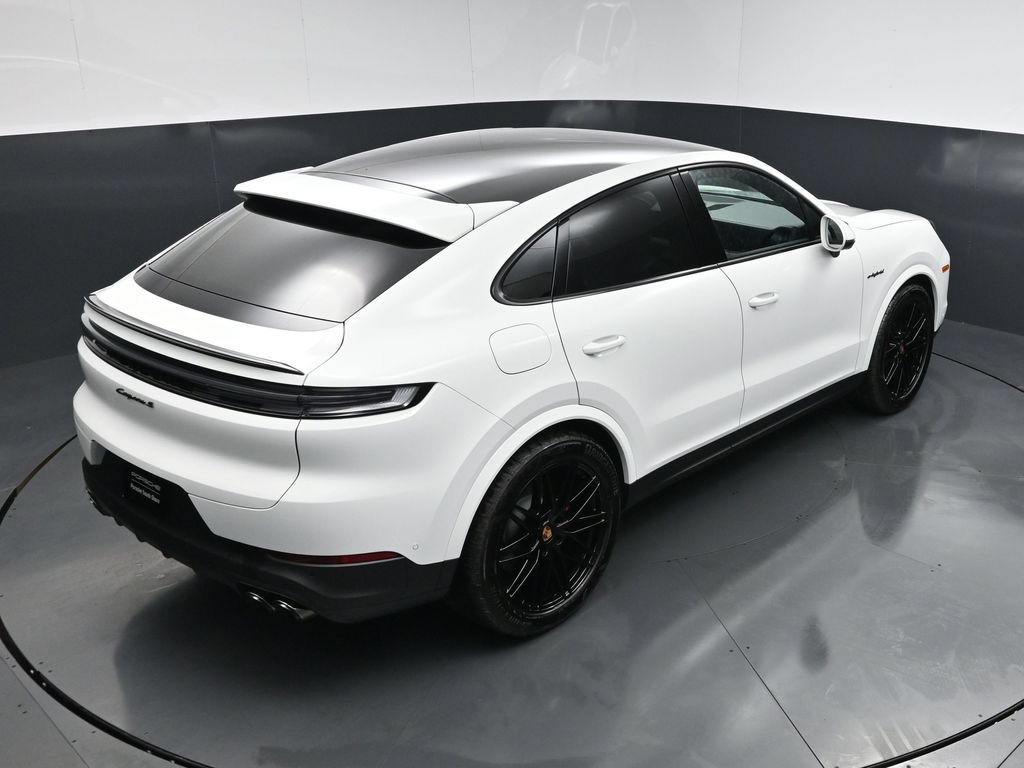 New 2026 Porsche Cayenne S AWD/4WD image 18