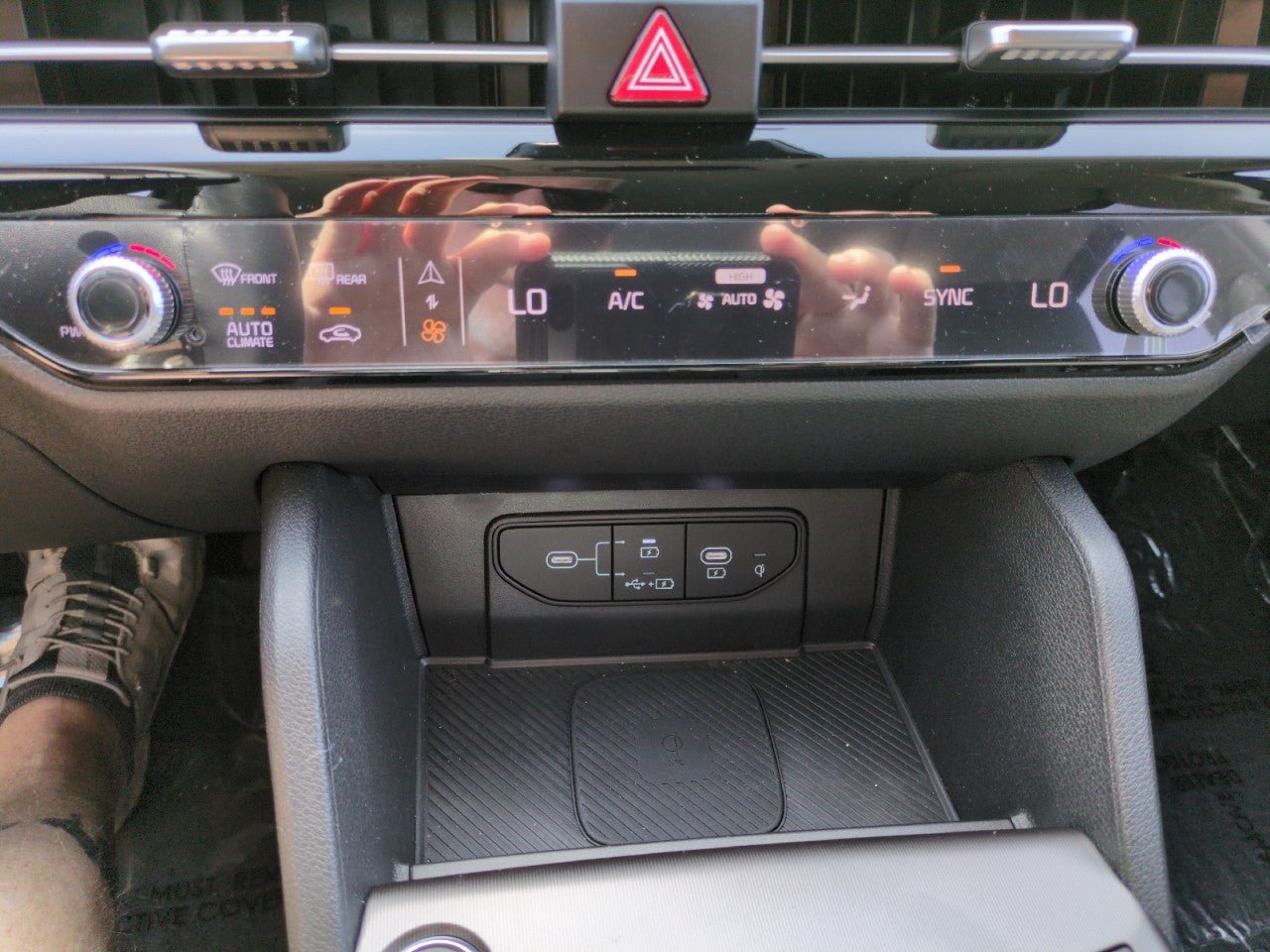 New 2026 Kia Sportage SX FWD image 27