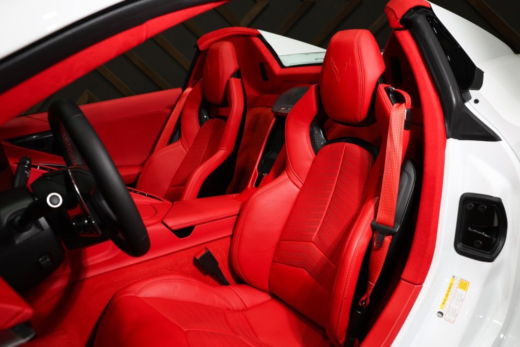 Used 2024 Chevrolet Corvette Stingray Premium Conv w/ Z51 Performance Package image 38